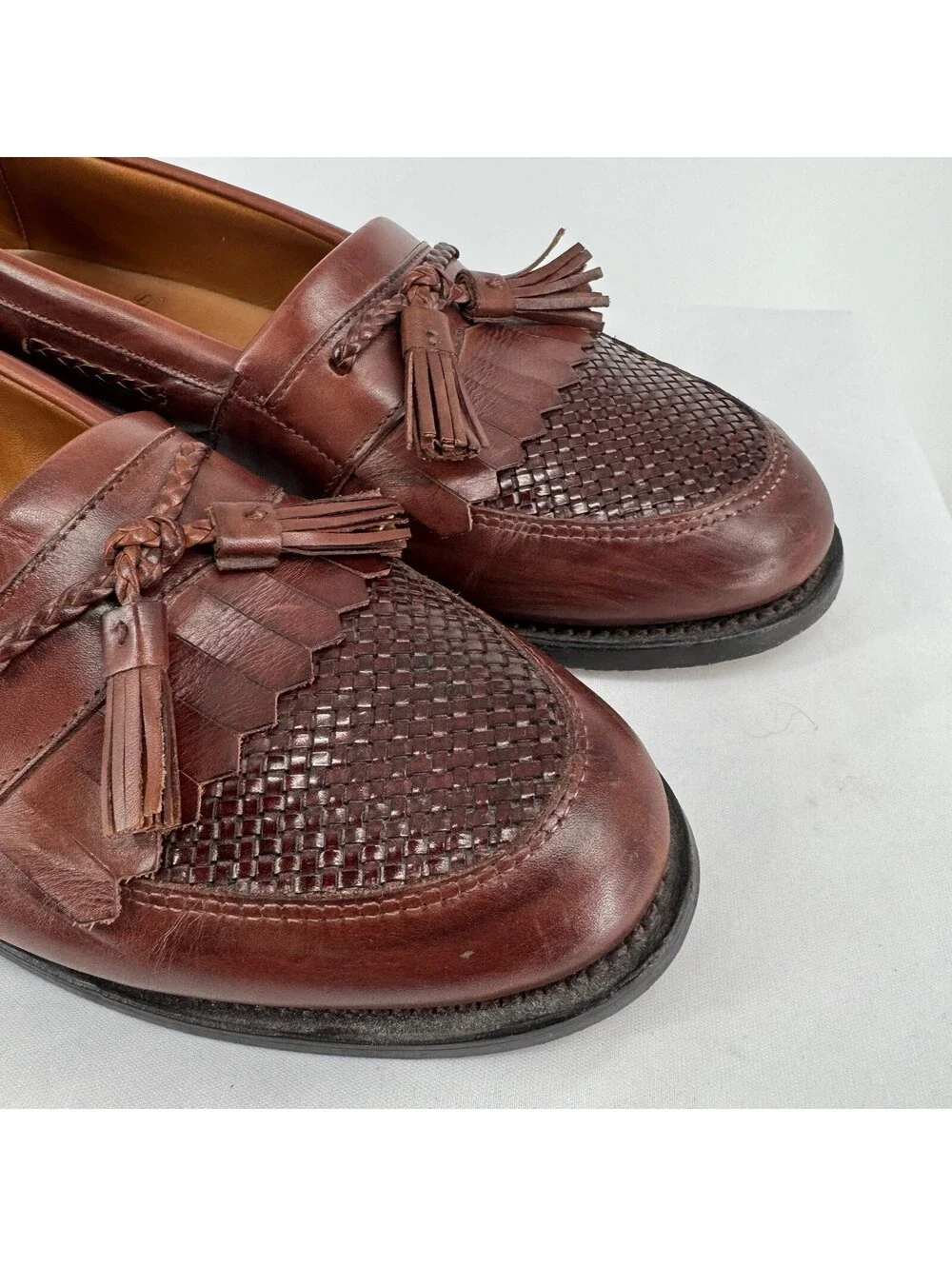 Allen Edmonds up sale